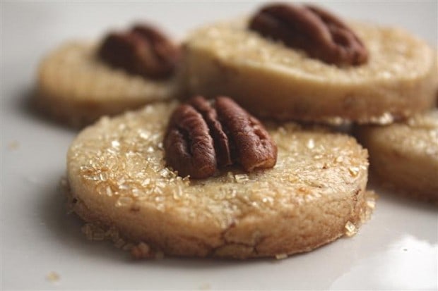 These maple pecan shortbread cookies are perfect for fall. Full of maple flavor and pecans all rolled into a butter shortbread cookie. 