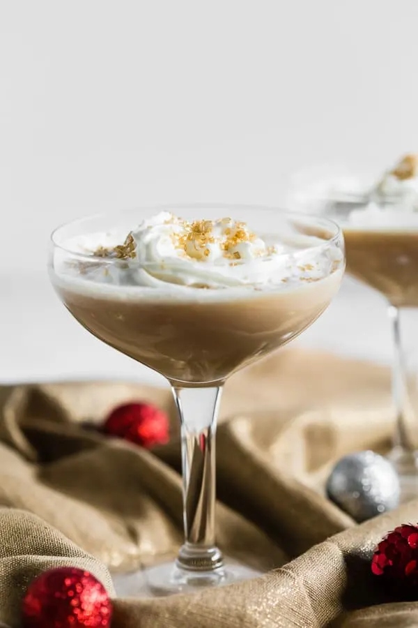 Gingerbread Martini - a christmas cocktail recipes