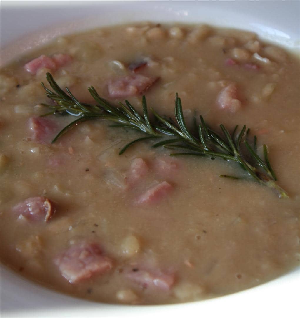 This white bean ham rosemary soup is the perfect wintertime soup. Full of rosemary flavor mixed with creamy white beans and smoked ham.