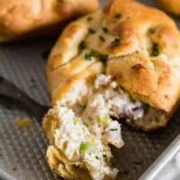 These chicken crescent packets are packed with shredded chicken, cream cheese, red onions, and celery. Super simple to make and ready in just 30 minutes! Trust me, you'll love this quick and easy dinner recipe! 