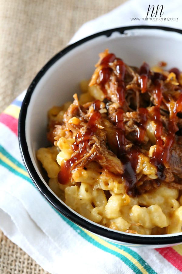 pulled pork mac and cheese scooped into a bowl