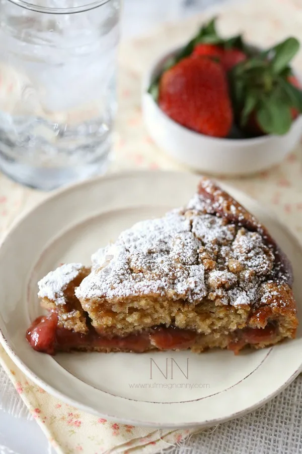 This sweet strawberry rhubarb coffee cake is the perfect combination of sweet cake and tangy jam.