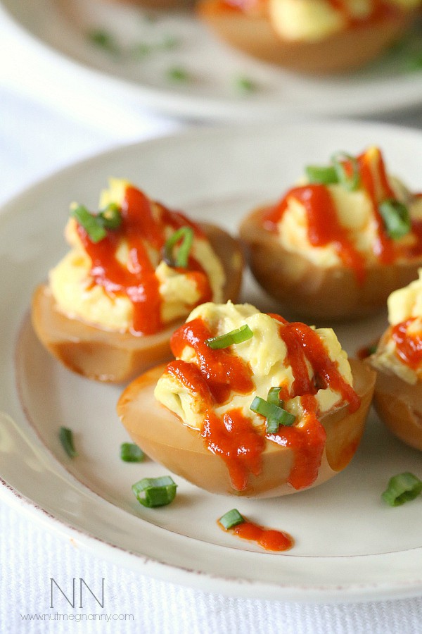Soy Sriracha Deviled Eggs by Nutmeg Nanny