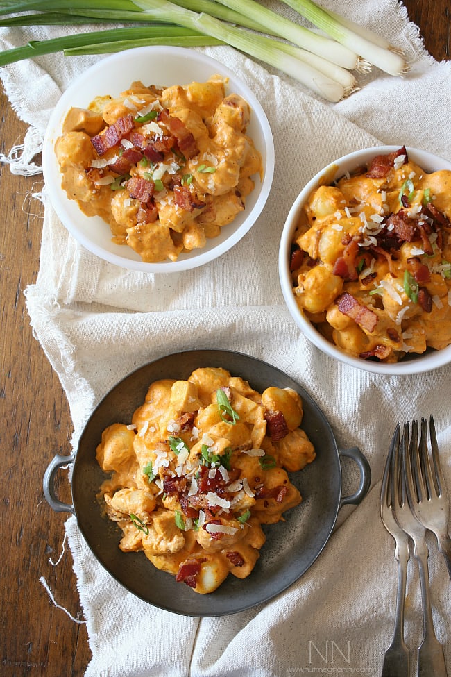 Chicken Bacon Pumpkin Gnocchi: This gnocchi dish is ready in under 30 minutes and is packed with perfectly cooked chicken and bacon in a creamy pumpkin sauce.