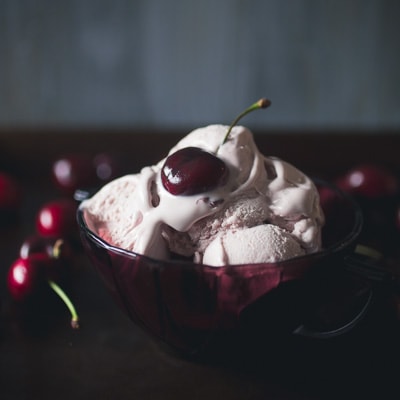 This no churn cherry amaretto ice cream is the perfect summertime treat. So easy to make (no ice cream machine required!) and perfectly sweet. It combines the deep flavor of bing cherries and sweet amaretto.
