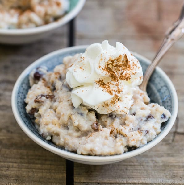 This vanilla bean brown rice pudding is lightly sweetened with maple syrup and flavored with vanilla bean and cinnamon. Instead of using eggs or cornstarch to thicken the pudding I used Vital Proteins grass-fed pasture raised beef gelatin. Super easy to make and packed full of delicious comforting flavor. 