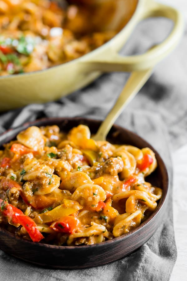 One Pot Ground Chicken Fajita Pasta - easy to make flavor packed meal!