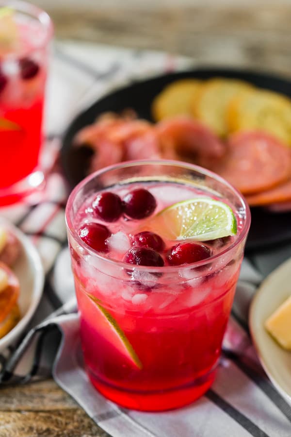Cranberry Lemonade Ginger Beer Cocktail - the perfect holiday libation!