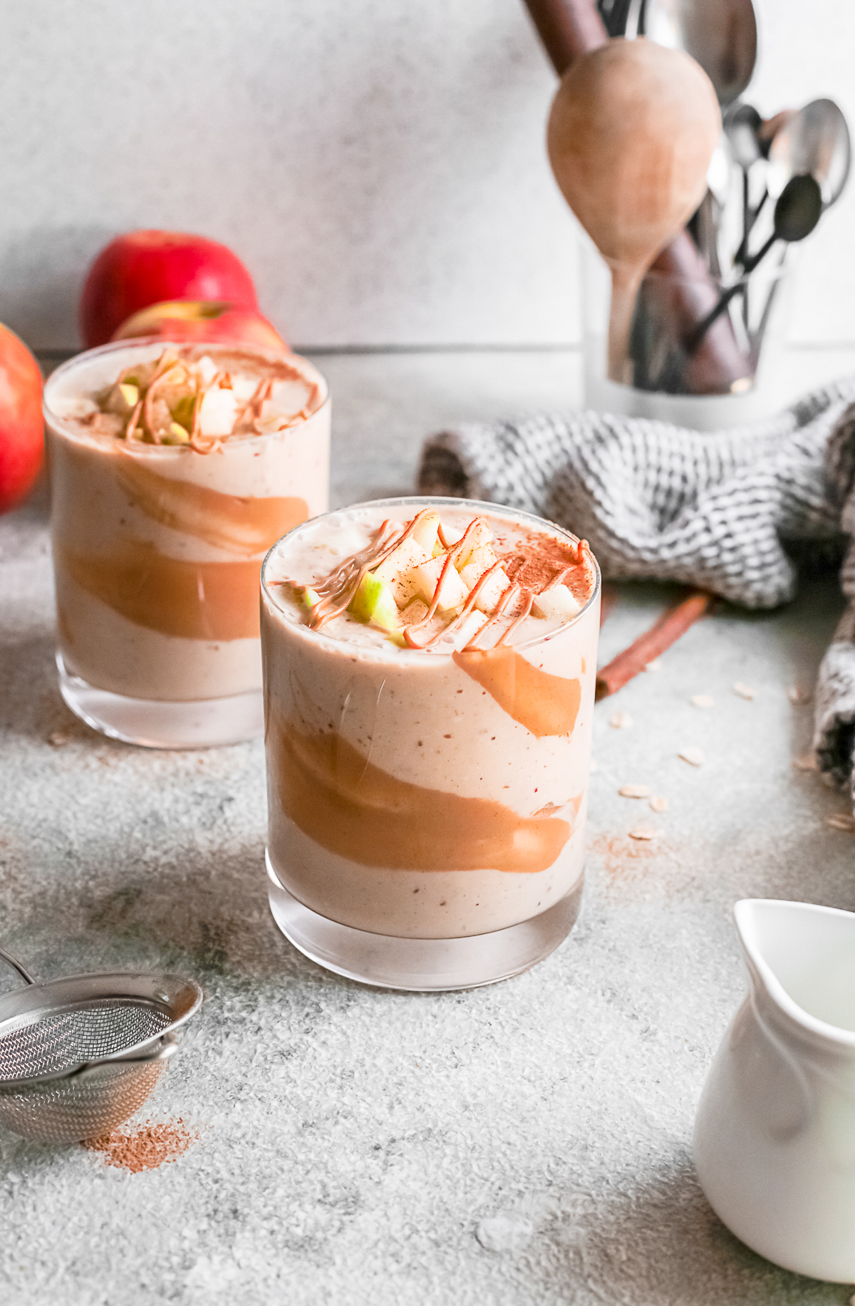 Apple Pie Smoothie in a glass. 